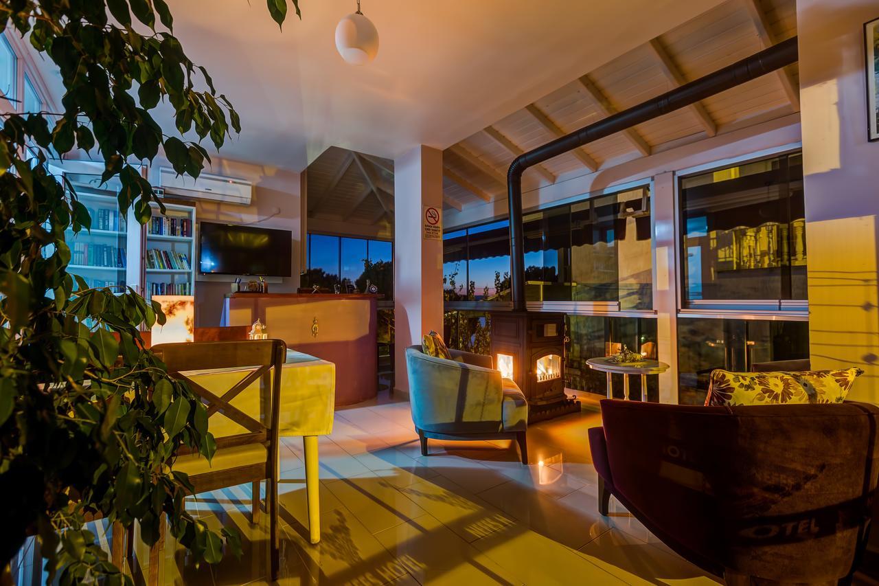 Nefes Hotel Аявали Екстериор снимка